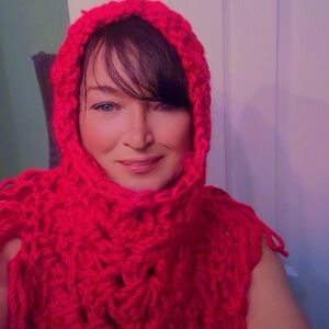 Hoodie bandana with fringes